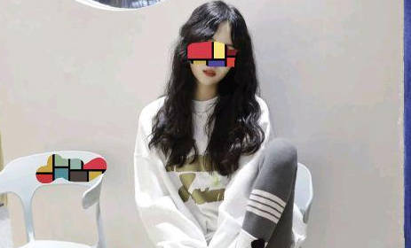 海角社区・为了不让小奶牛女儿夜里出去・我开苞了十八年前亲自创造出来的女儿